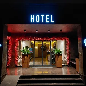 home-boutique-hostel.aboutbakuhotels.com/